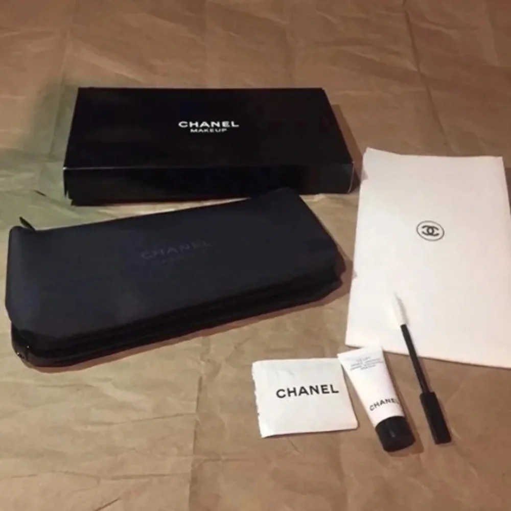 Chanel samples & cosmetic bag